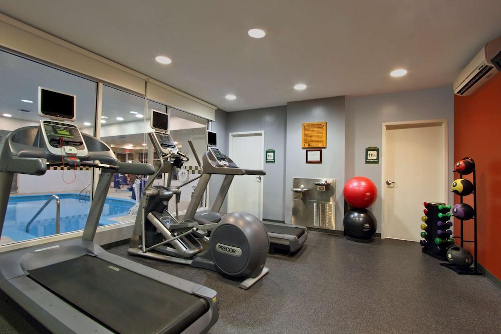 Hilton Garden Inn Saint Charles Kültér fotó