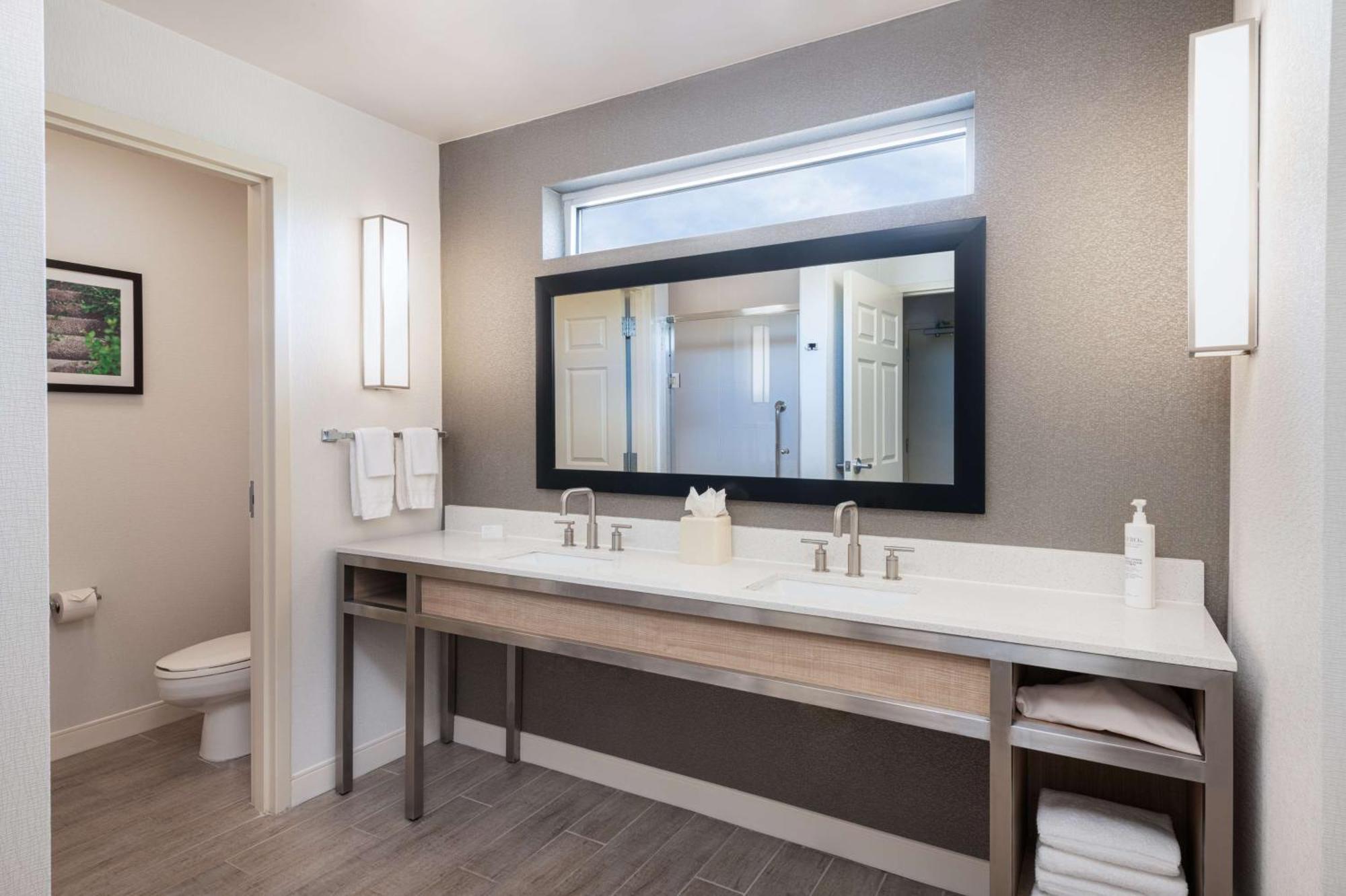Hilton Garden Inn Saint Charles Kültér fotó