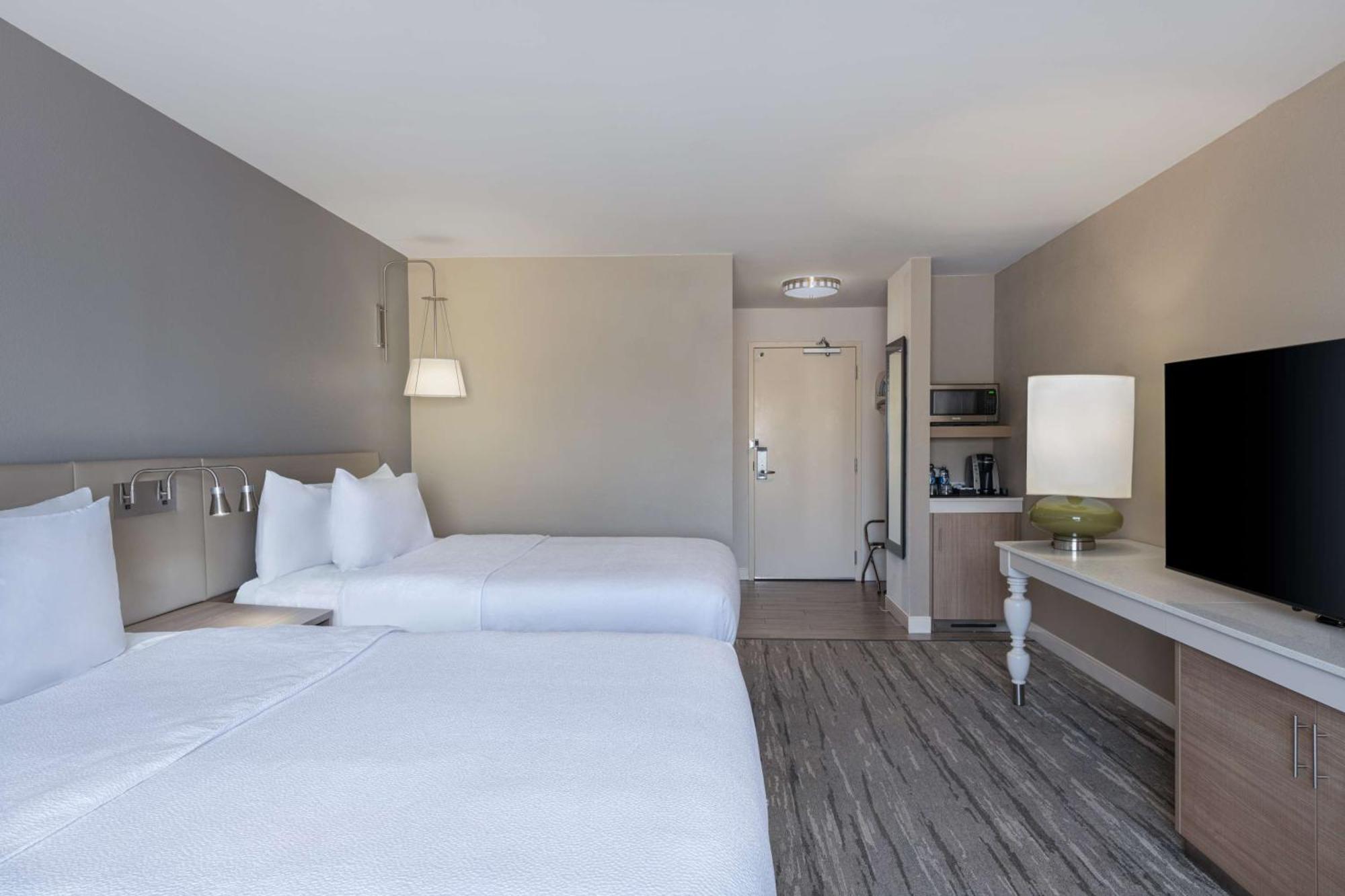Hilton Garden Inn Saint Charles Kültér fotó