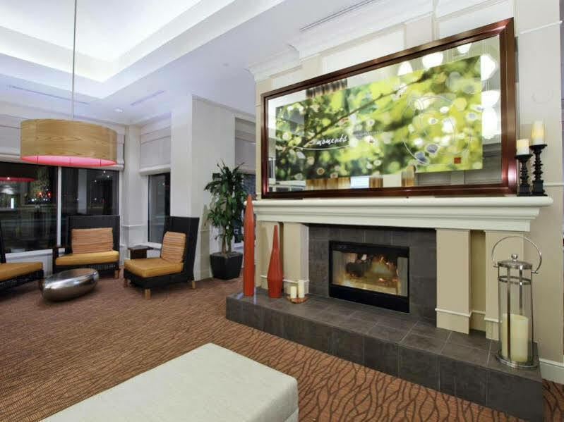 Hilton Garden Inn Saint Charles Kültér fotó